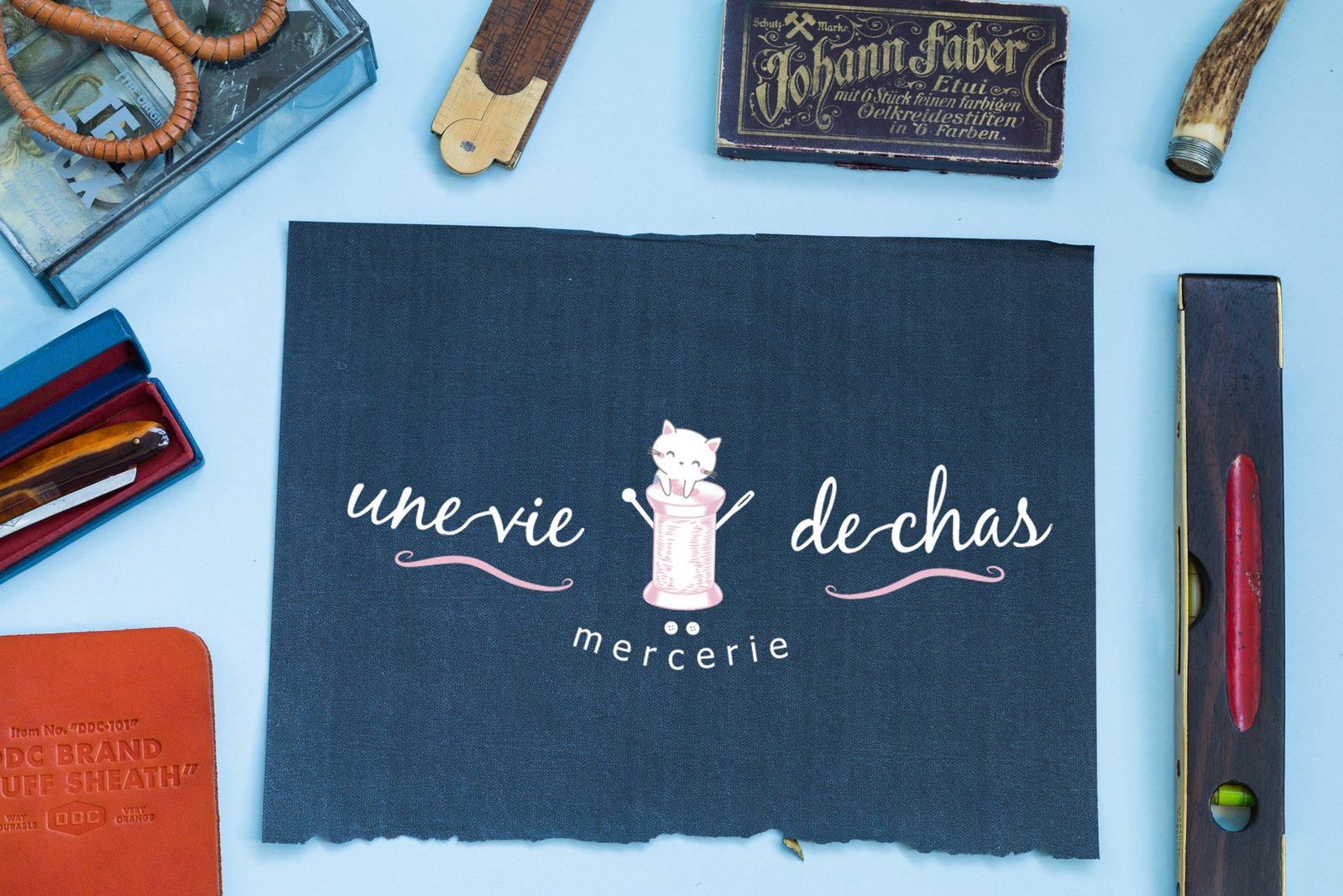Création de Logo une vie de chat mercerie Valencienne Alivecom Graphiste Douai lille Arras